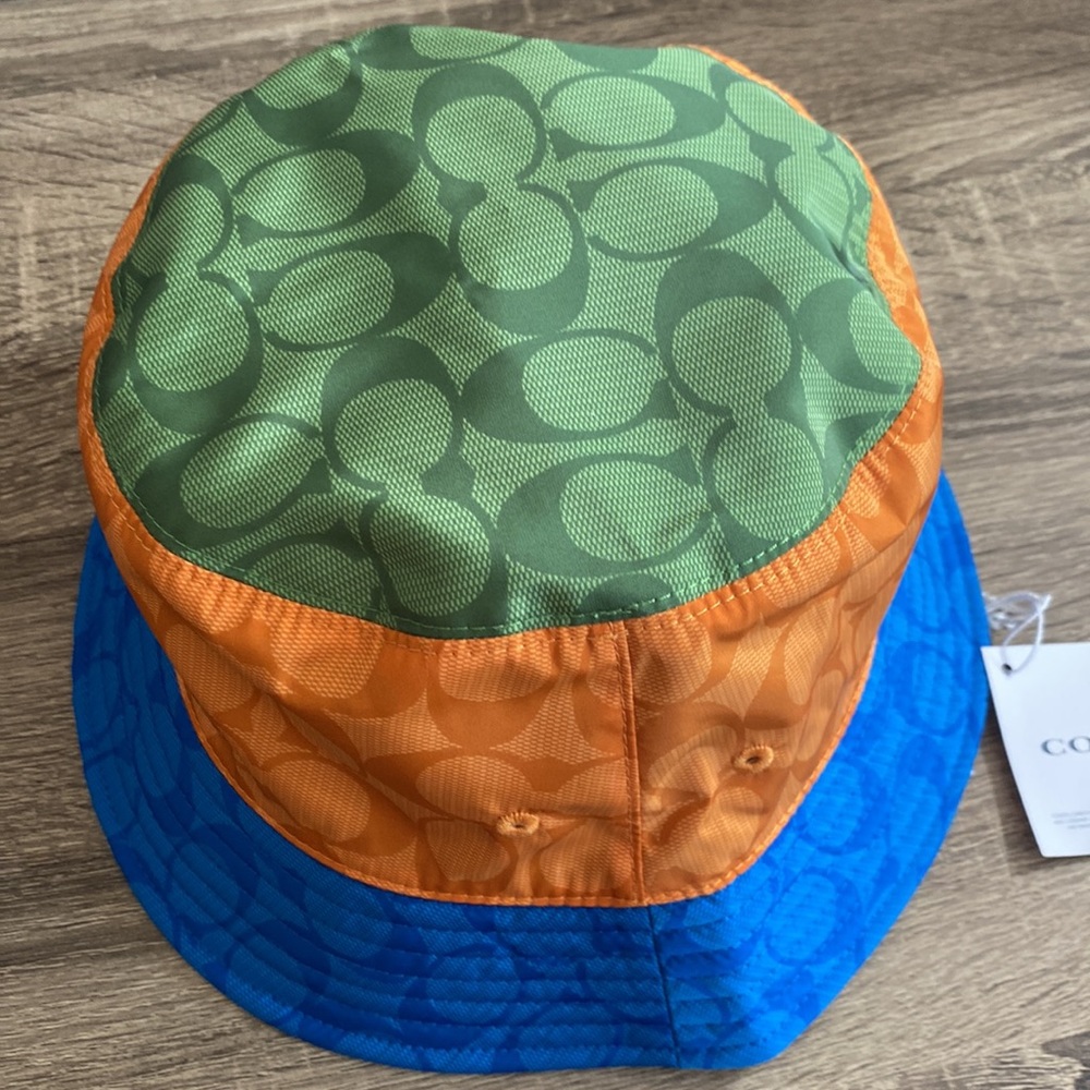 Coach Reversible Colorblock Signature Bucket Hat
 NTW - Picture 5 of 8